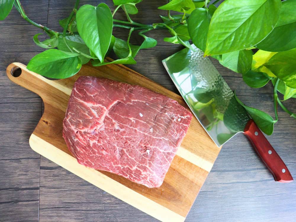 How to Freeze Meat Without Plastic: Beef Up Your Sustainable Food StorageImage by Sustainable Jungle#hottofreezemeatwithoutplastic #bestwaytofreezemeat #howtostoremeatinfreezerwithoutplastic #freezingmeat #plasticfreefreezerstorage #sustainablejungle