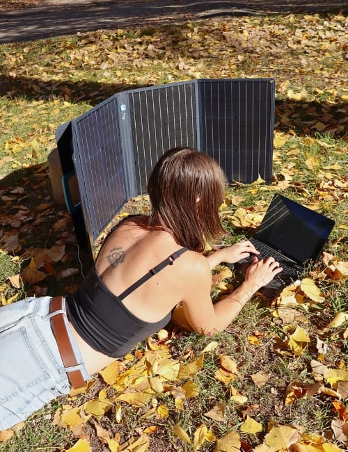 8 Portable Solar Panels For Planet-Friendly Power Image by Sustainable Jungle #portablesolarpanels #bestportablesolarpanels #ecofriendlyportablesolarpanels #sustainableportablesolarpanels #mostsustainableportablesolarpanels #sustainablejungle