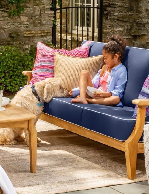 7 Sustainable Outdoor Furniture Brands For A Planet Friendly Patio Image by Yardbird #sustainableoutdoorfurniture #sustainablepatiofurniture #sustainablepatiofurniture #ecofriendlyoutdoorfurntiure #outdoorfurnituresustainable #sustainablejungle