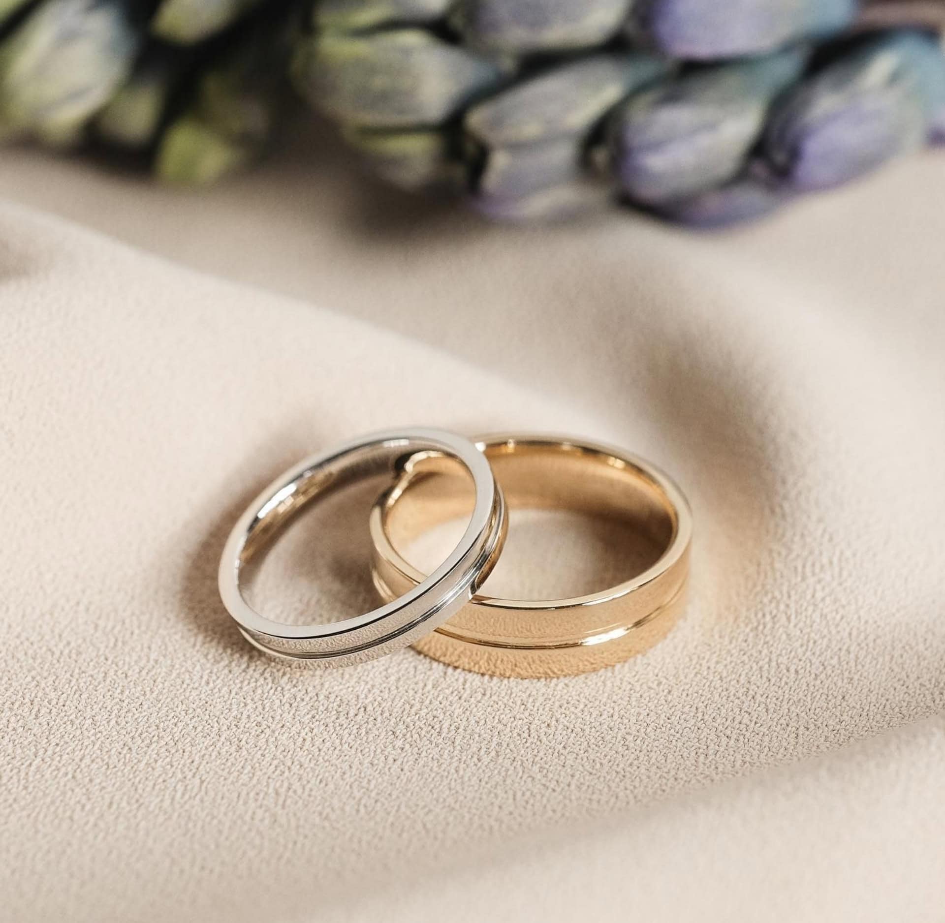 Image by Holden (sustainable wedding rings)